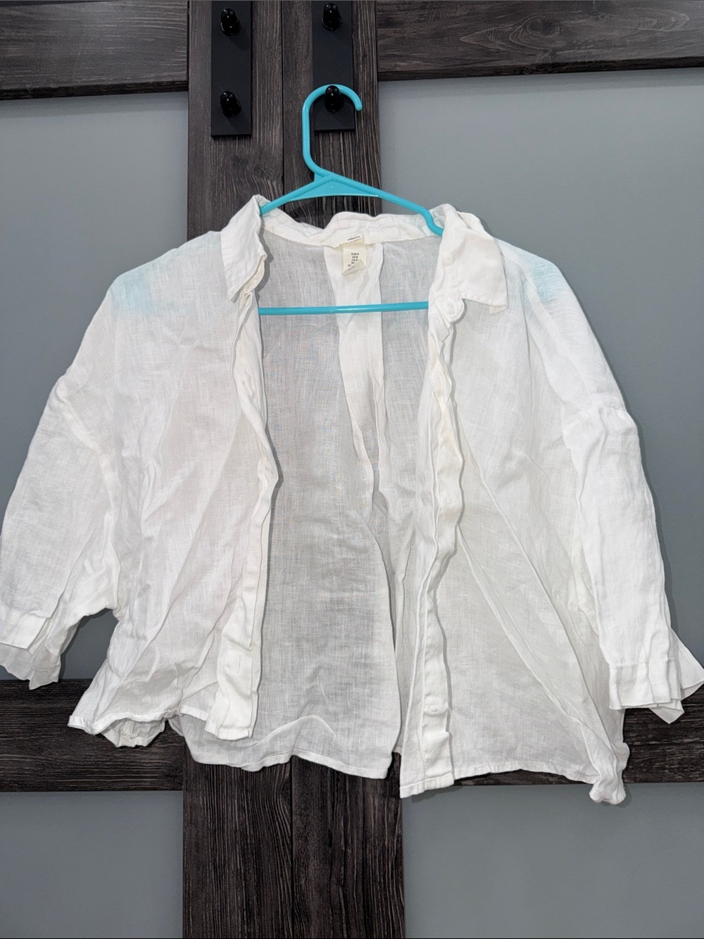 White Linen Lightweight Ruffled Button-Front Top